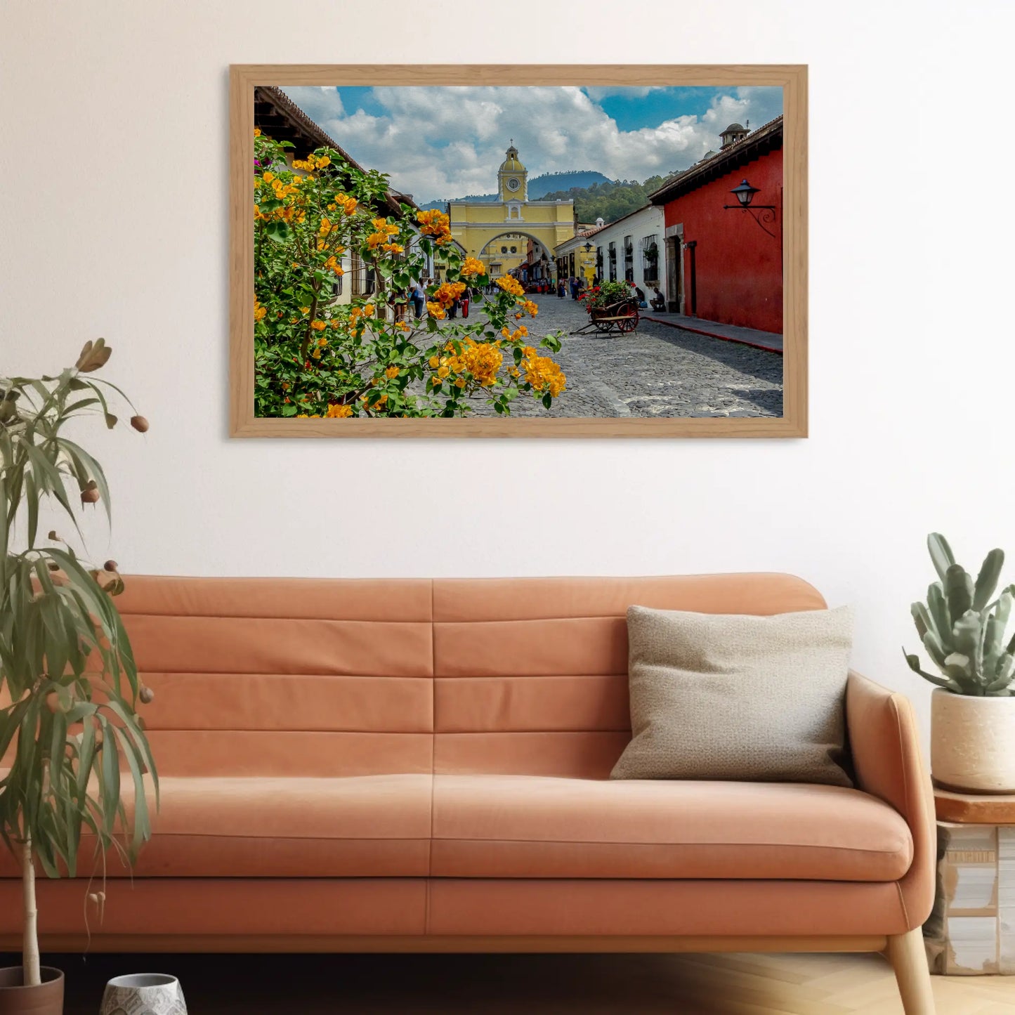COLORFUL ANTIGUA